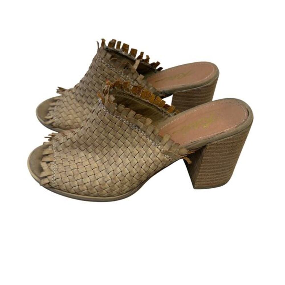 Rebels Woven Mules Womens 6.5 Tan Boho Fringe‎ Chunky Block Heel Peep Toe Shoes